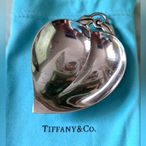 Vintage Tiffany&Co Footed Jewelry Trinket Dish - sterling silver